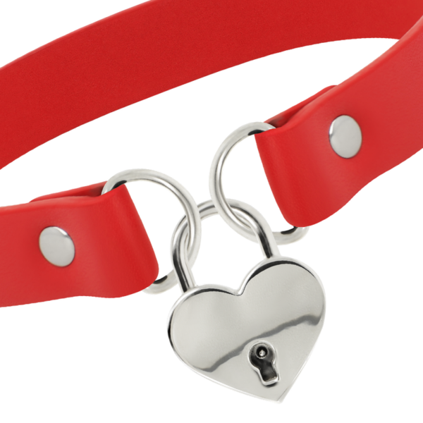 COQUETTE CHIC DESIRE COLLAR CUERO VEGANO ROJO ACCESORIO CORAZÓN CON LLAVE - Imagen 4